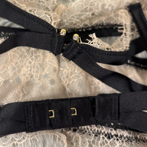 rhinestone garter belt victoria's secret NWOT Limited Edition Victoria's Secret Rhinestone Lace Garter Belt with  Straps